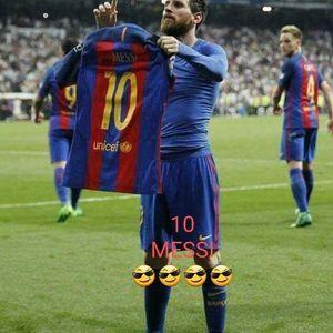 Meet your Posher, Dominic